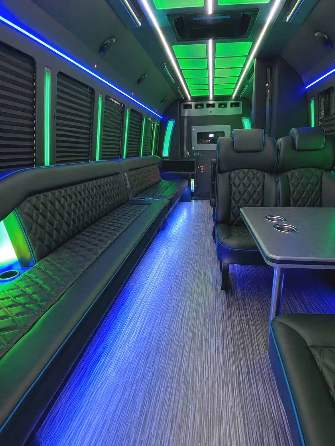 Tulsa Birthday, Sweet 16, & Quinceañera Transportation onboard seating