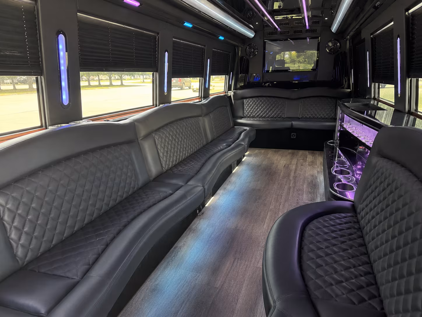 Tulsa Birthday, Sweet 16, & Quinceañera Transportation party bus interior