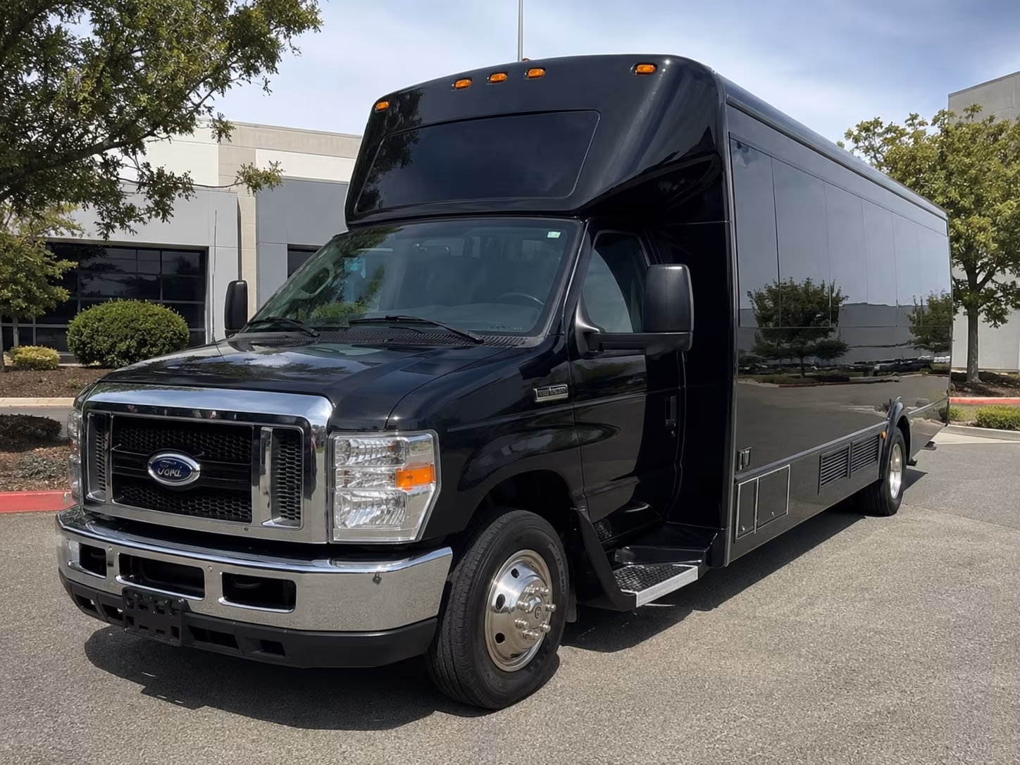 Tulsa Prom & Homecoming Transportation group transportation